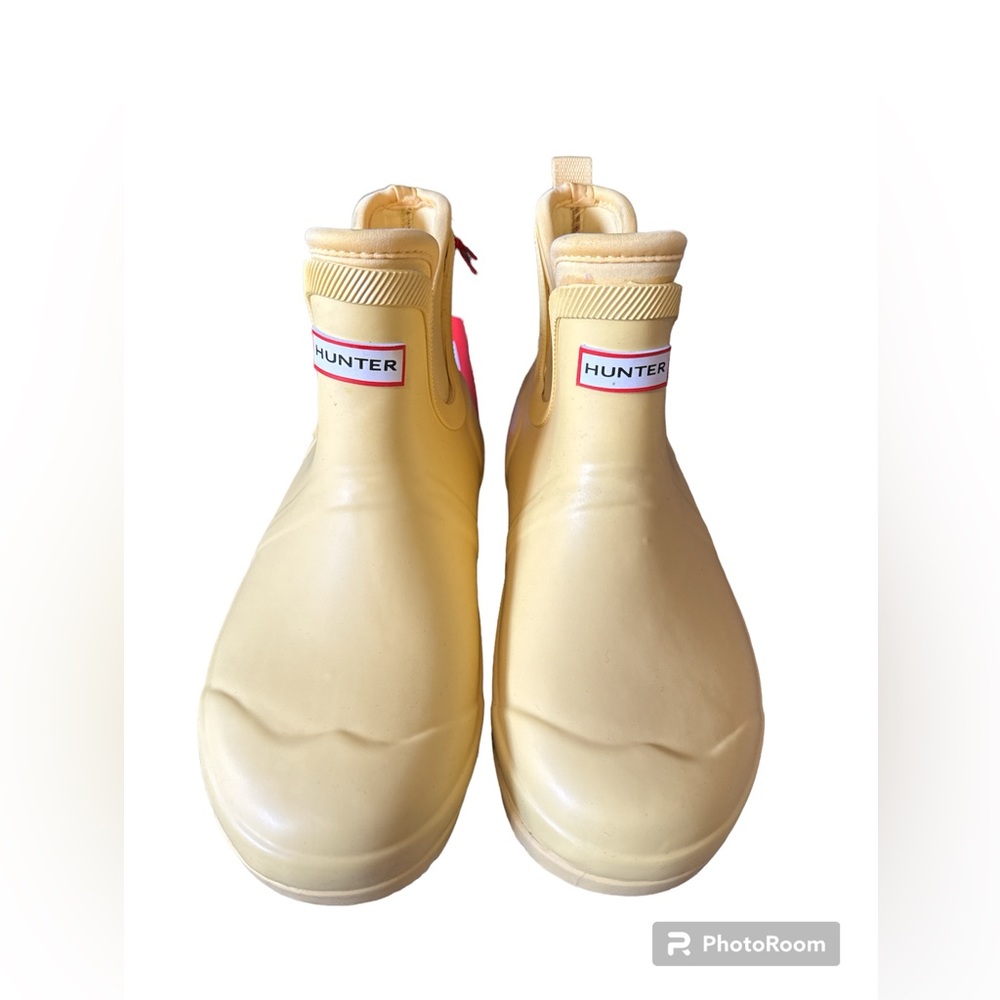 Hunter for Target short boot NWT